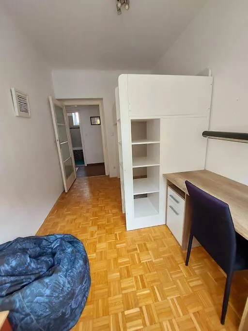 Modern 3 Bedroom Apartment Vienna