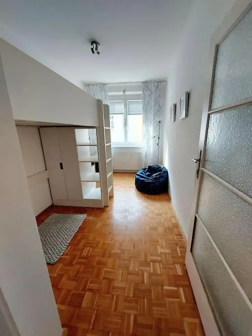Modern 3 Bedroom Apartment Vienna 0*,  Austria